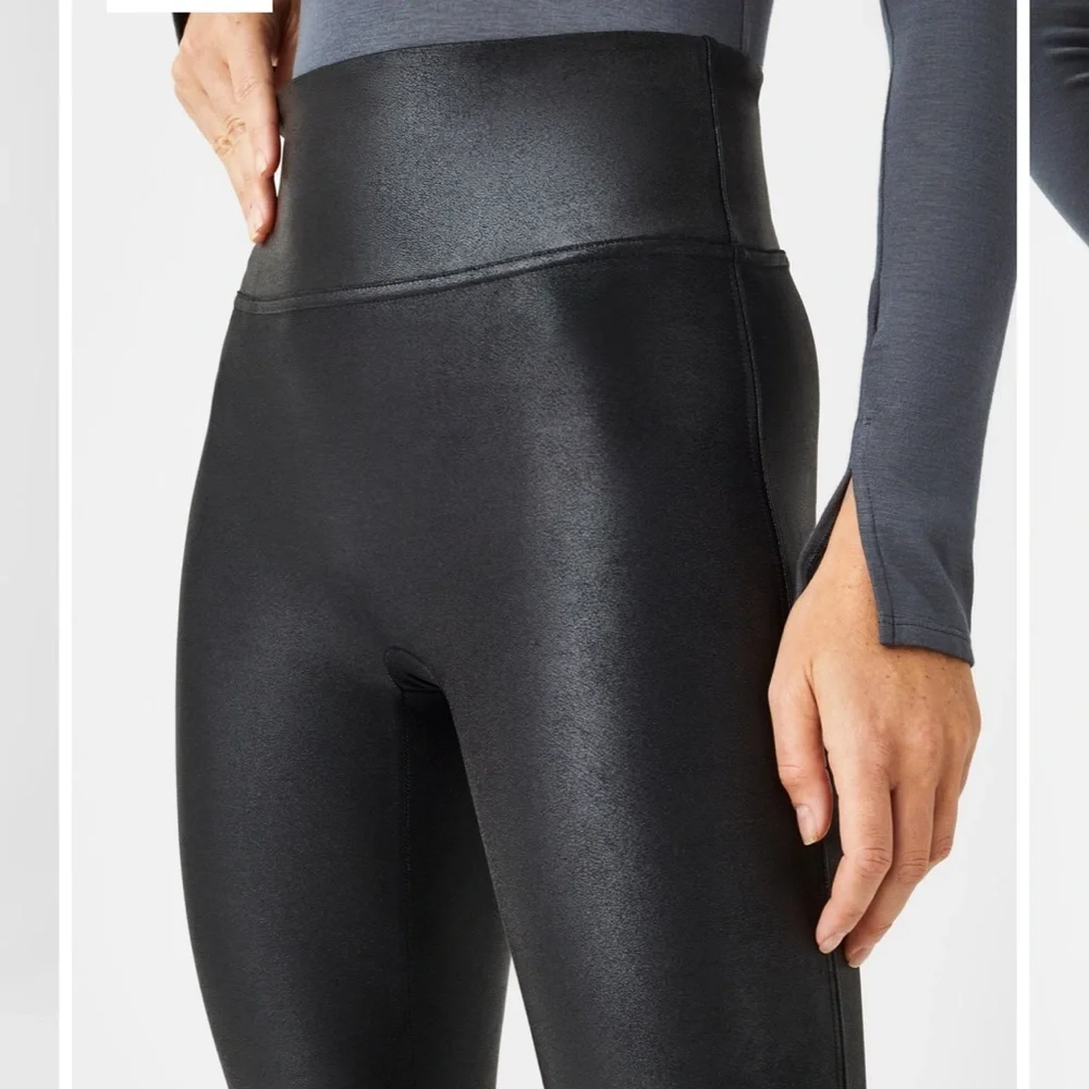 Spanx Faux Leather Leggings size XS black - Picture 3 of 9